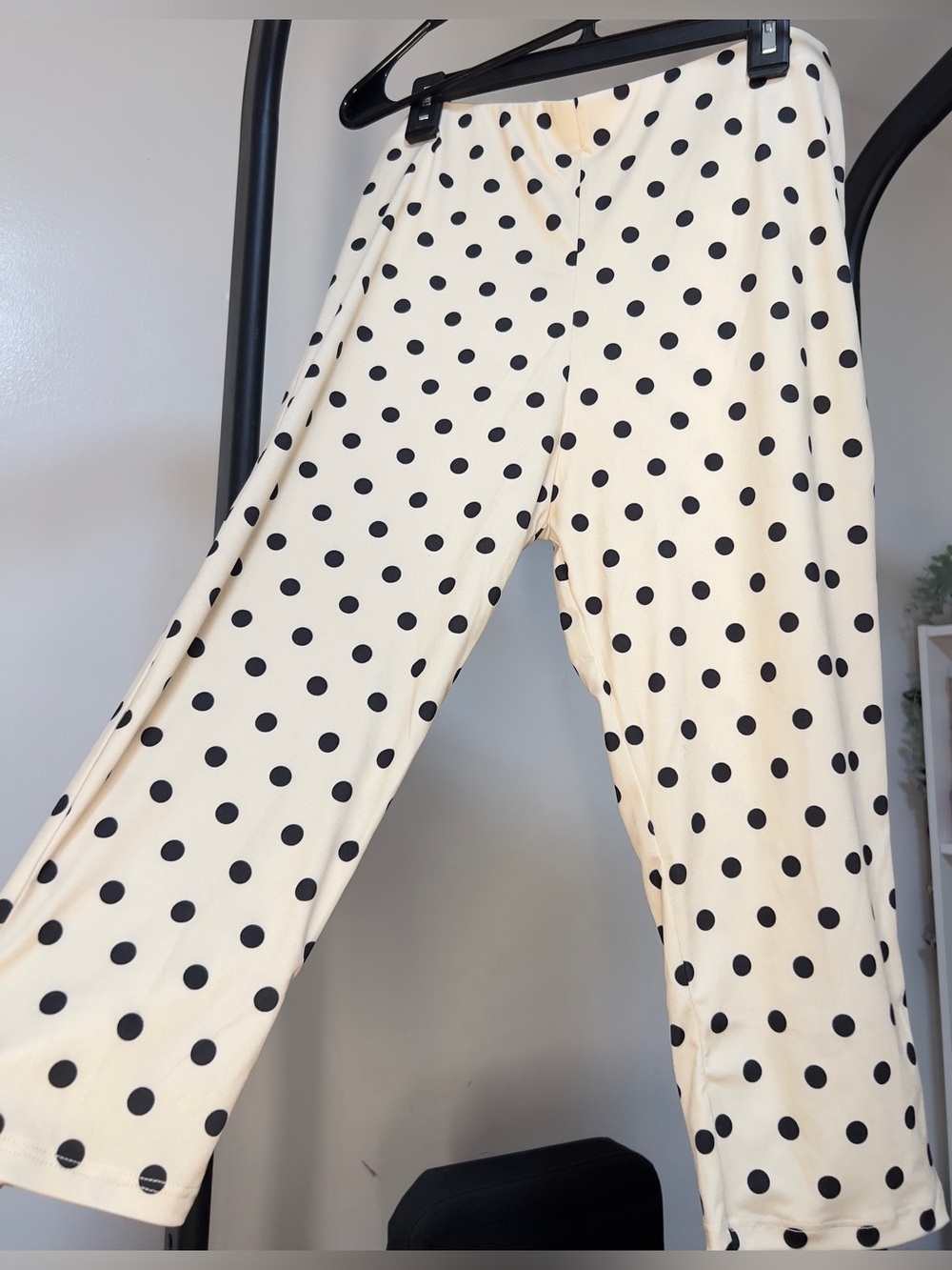 H&M Cream Leggings with Black Polka Dots